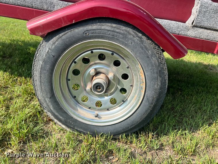 image for item DR5735 2001 Buster  boat