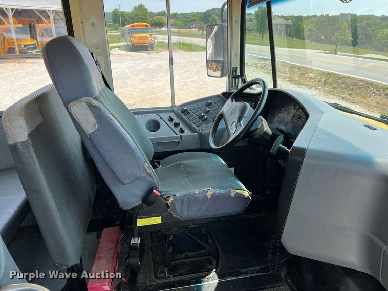 image for item II9161 2008 International CE300  school bus