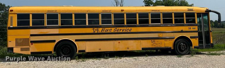 image for item II9162 2003 Thomas Built Saf-T-Liner MVP ER  school bus