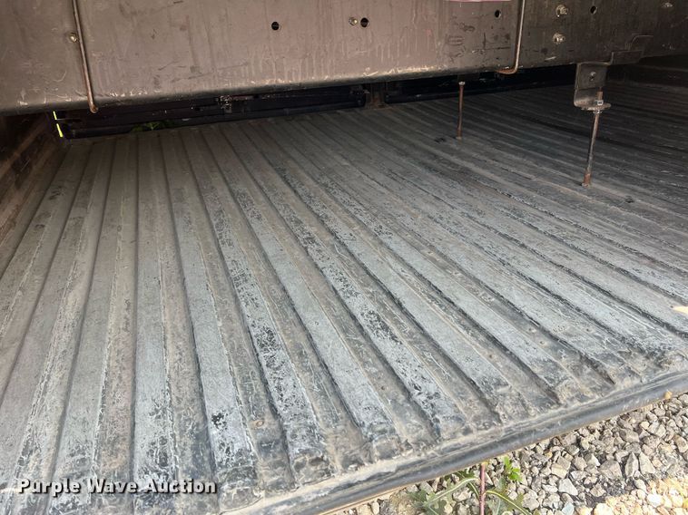 image for item II9162 2003 Thomas Built Saf-T-Liner MVP ER  school bus