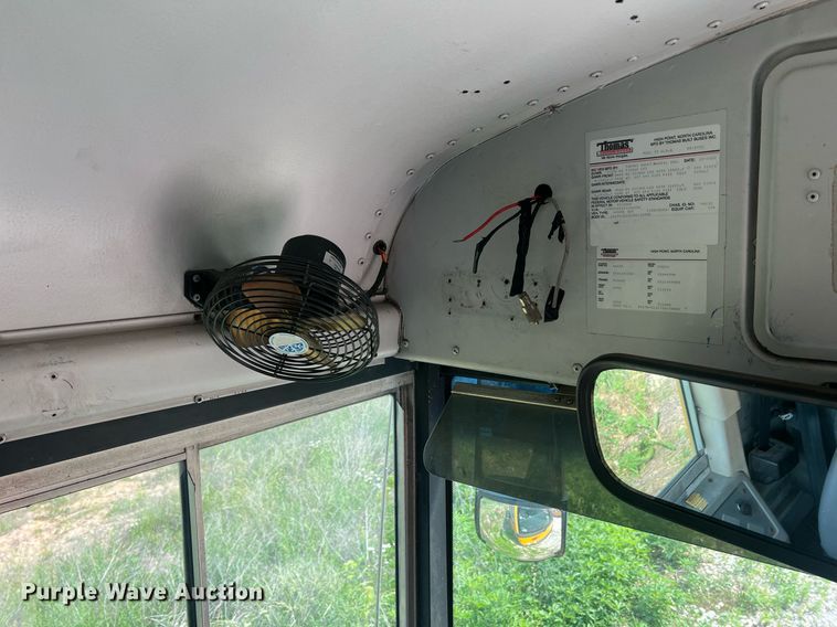 image for item II9162 2003 Thomas Built Saf-T-Liner MVP ER  school bus