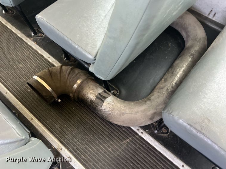 image for item II9162 2003 Thomas Built Saf-T-Liner MVP ER  school bus