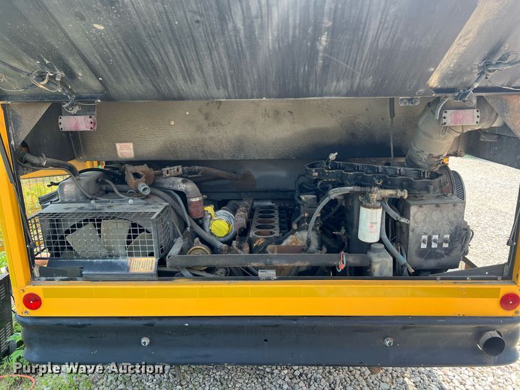 image for item II9162 2003 Thomas Built Saf-T-Liner MVP ER  school bus