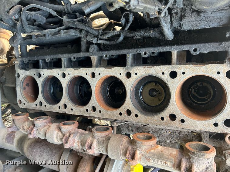 image for item II9162 2003 Thomas Built Saf-T-Liner MVP ER  school bus