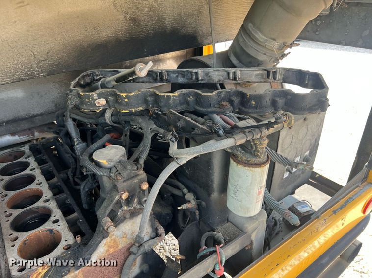 image for item II9162 2003 Thomas Built Saf-T-Liner MVP ER  school bus