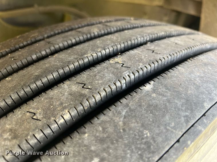 image for item II9162 2003 Thomas Built Saf-T-Liner MVP ER  school bus