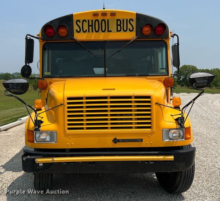 image for item II9164 1998 International 3800  school bus