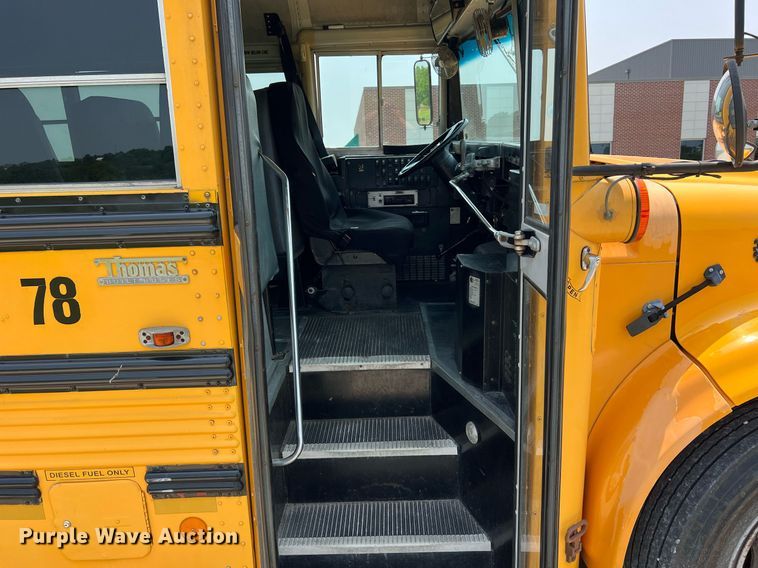 image for item II9164 1998 International 3800  school bus