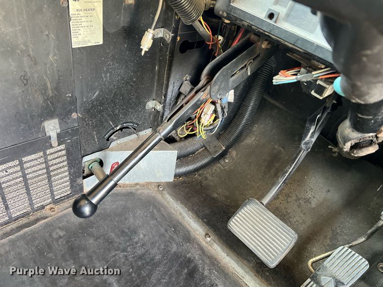 image for item II9164 1998 International 3800  school bus