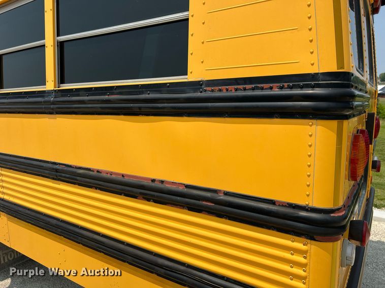 image for item II9164 1998 International 3800  school bus