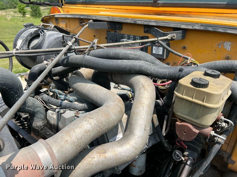 image for item II9164 1998 International 3800  school bus