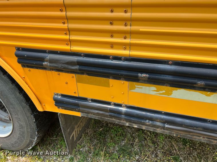 image for item II9165 1998 International 3800  school bus