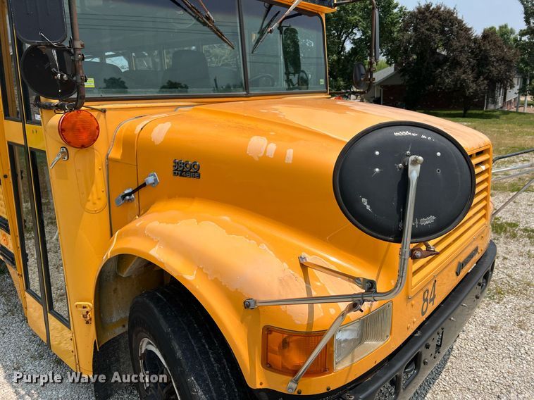 image for item II9165 1998 International 3800  school bus