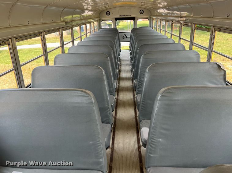image for item II9165 1998 International 3800  school bus