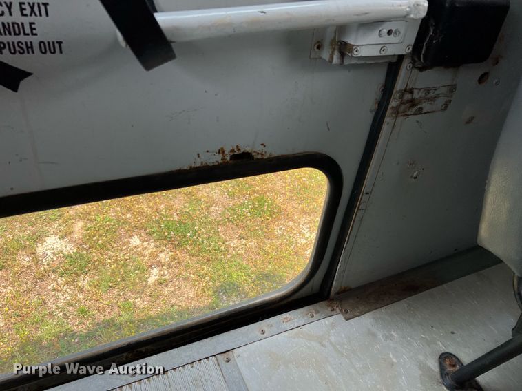 image for item II9165 1998 International 3800  school bus