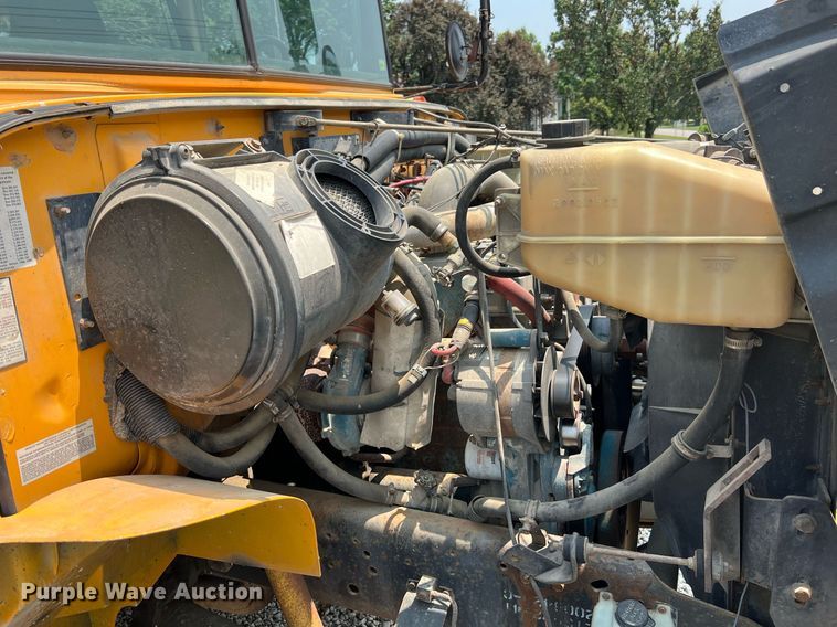 image for item II9165 1998 International 3800  school bus