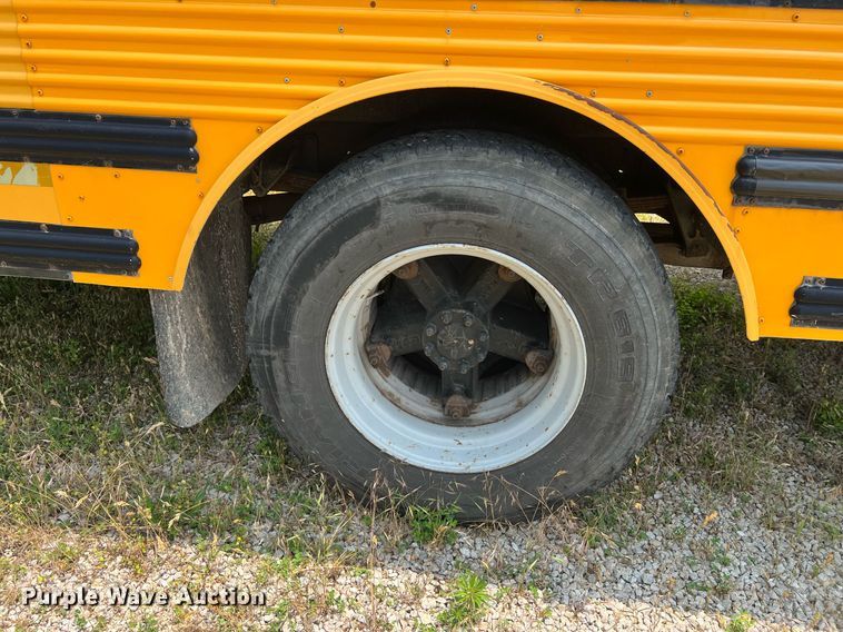 image for item II9165 1998 International 3800  school bus