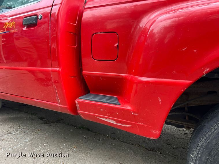 image for item II9166 1994 Ford Ranger  pickup truck