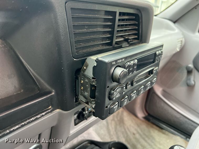 image for item II9166 1994 Ford Ranger  pickup truck