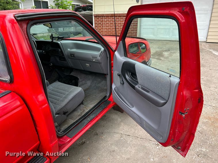 image for item II9166 1994 Ford Ranger  pickup truck