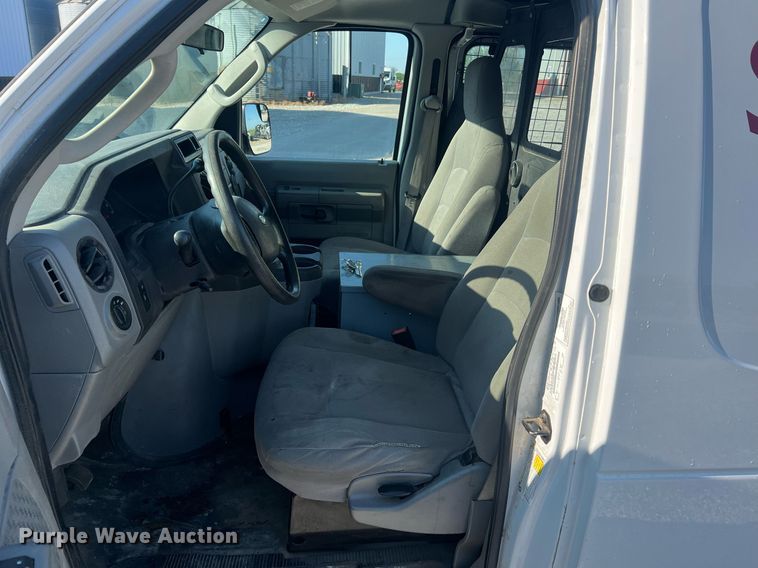 image for item II9189 2013 Ford E150  van