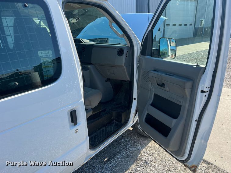 image for item II9189 2013 Ford E150  van