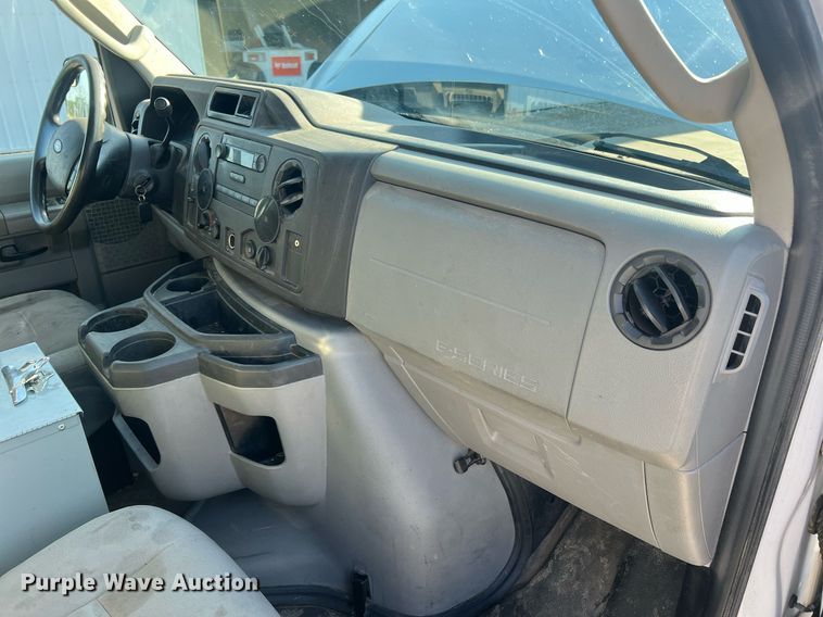 image for item II9189 2013 Ford E150  van