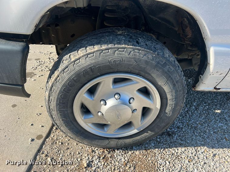 image for item II9189 2013 Ford E150  van