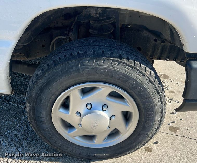 image for item II9189 2013 Ford E150  van