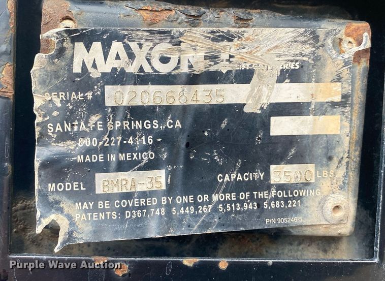 image for item KB9526 2006 Kenworth T300  box truck