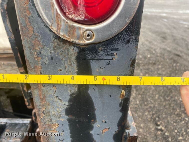 image for item KB9526 2006 Kenworth T300  box truck