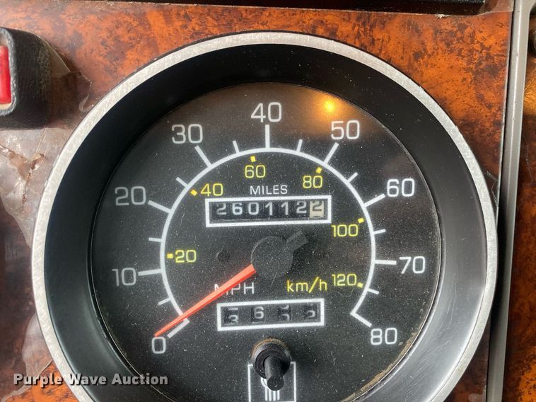 image for item KB9526 2006 Kenworth T300  box truck