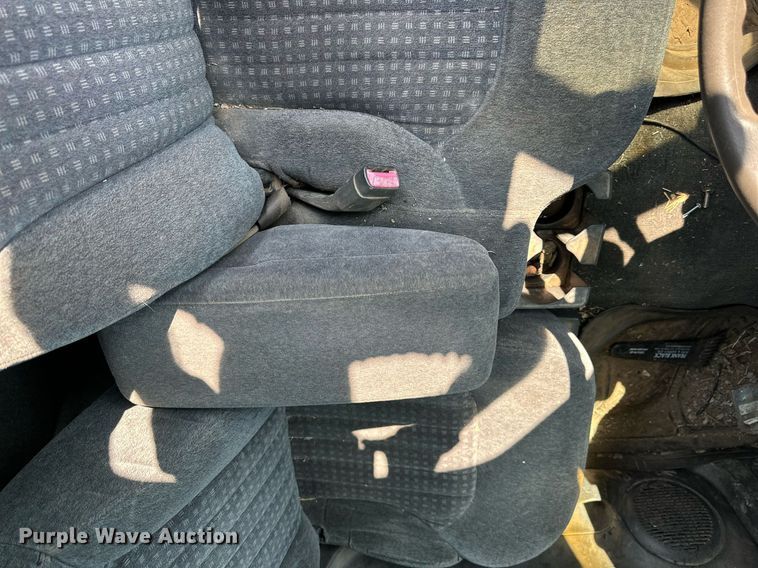 image for item KL9035 1999 Chevrolet S10  pickup truck