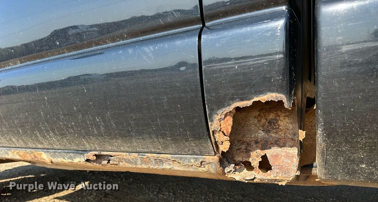 image for item KL9035 1999 Chevrolet S10  pickup truck