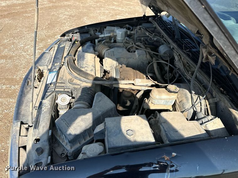 image for item KL9035 1999 Chevrolet S10  pickup truck