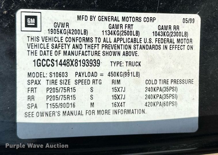 image for item KL9035 1999 Chevrolet S10  pickup truck