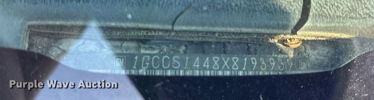 image for item KL9035 1999 Chevrolet S10  pickup truck