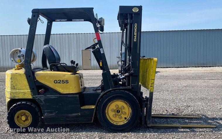 image for item KW9242 Doosan G25S-3  forklift