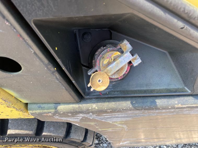 image for item KW9242 Doosan G25S-3  forklift