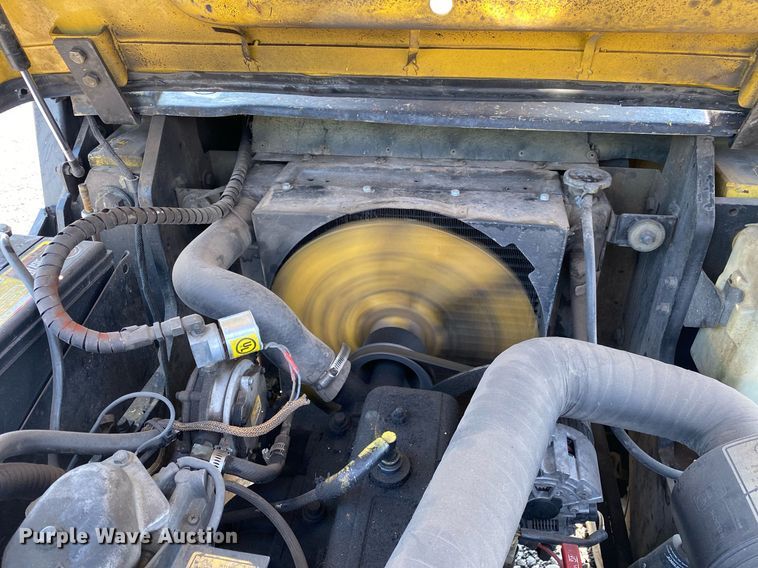 image for item KW9242 Doosan G25S-3  forklift