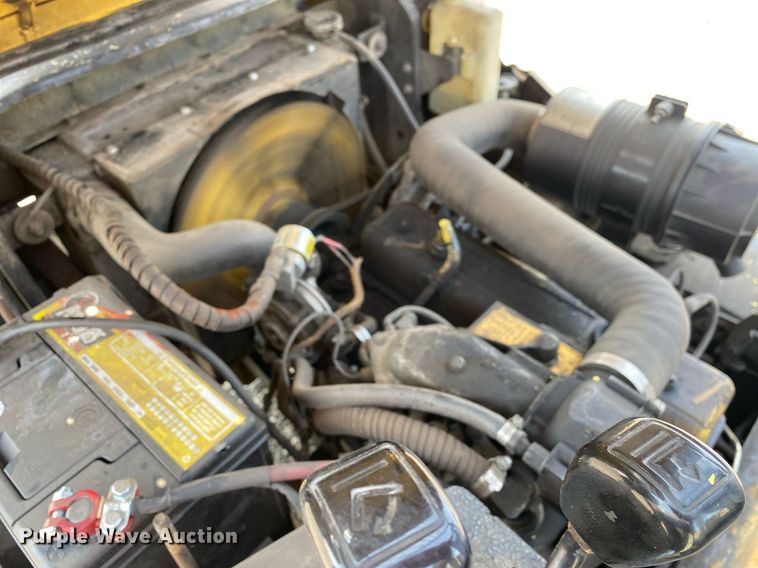 image for item KW9242 Doosan G25S-3  forklift