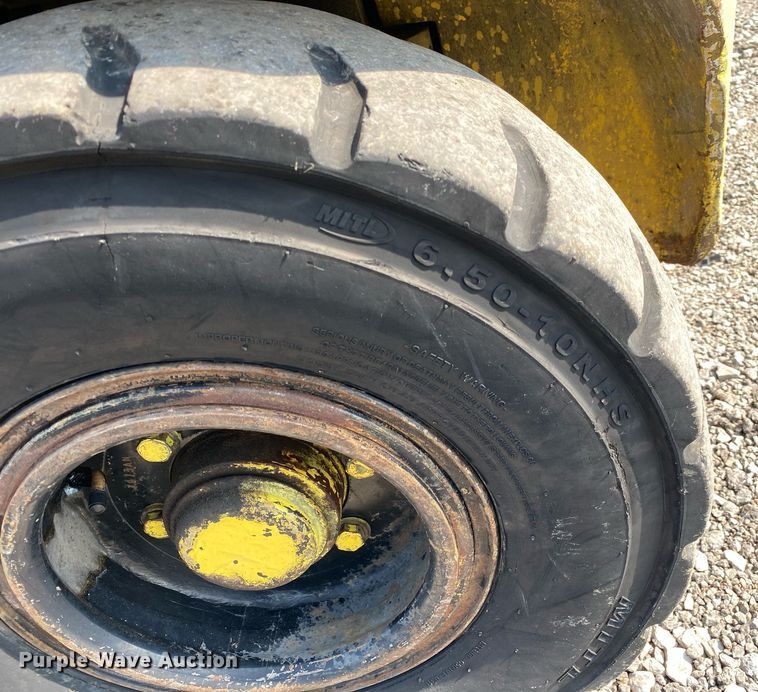 image for item KW9242 Doosan G25S-3  forklift