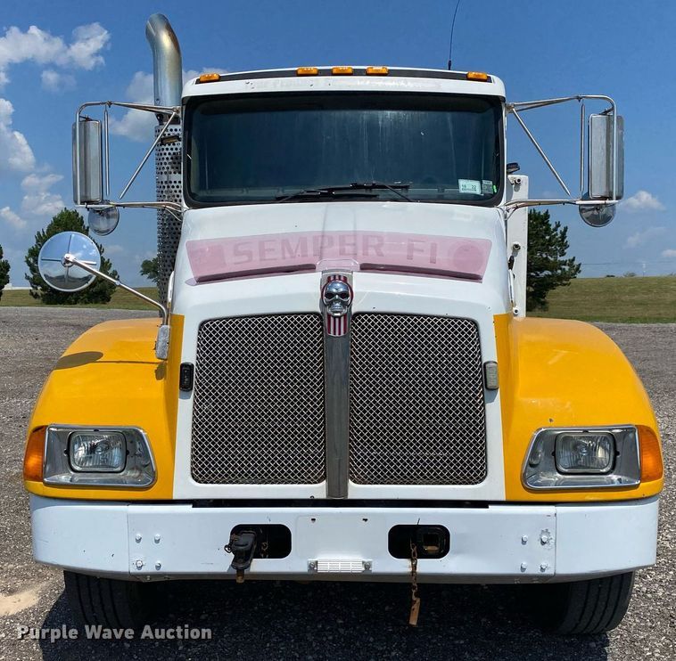 image for item KW9245 2008 Kenworth T300  fuel / lube truck