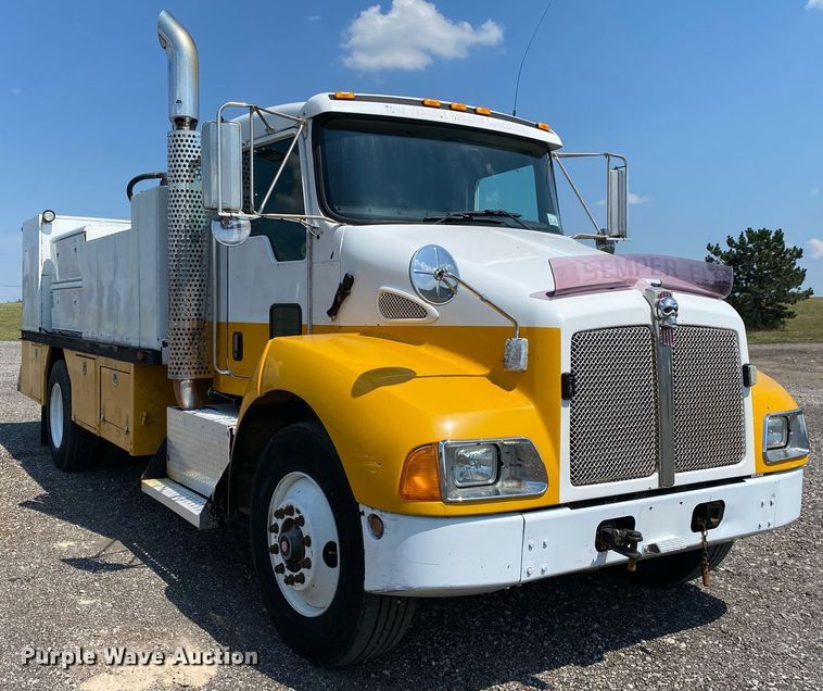 image for item KW9245 2008 Kenworth T300  fuel / lube truck