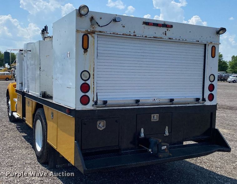 image for item KW9245 2008 Kenworth T300  fuel / lube truck