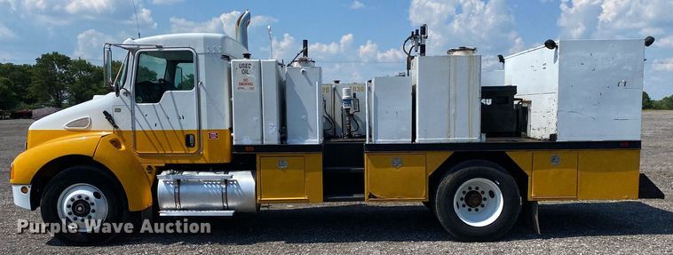 image for item KW9245 2008 Kenworth T300  fuel / lube truck