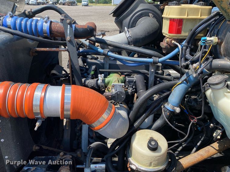 image for item KW9245 2008 Kenworth T300  fuel / lube truck