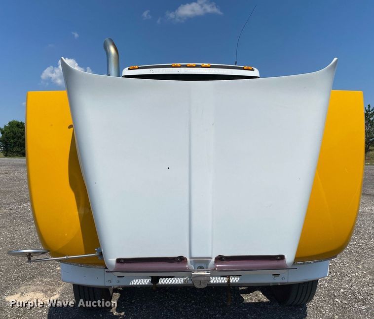 image for item KW9245 2008 Kenworth T300  fuel / lube truck