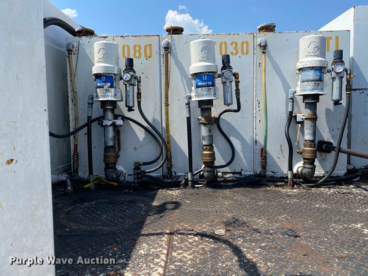 image for item KW9245 2008 Kenworth T300  fuel / lube truck