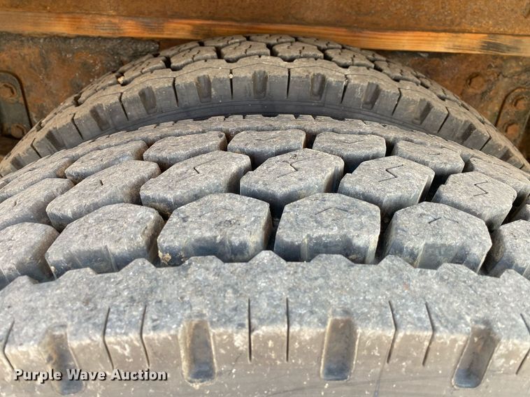 image for item KW9245 2008 Kenworth T300  fuel / lube truck